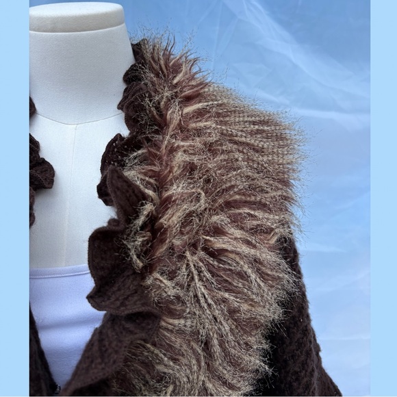 The Parisian Faux Fur Jacket - Picture 6 of 9